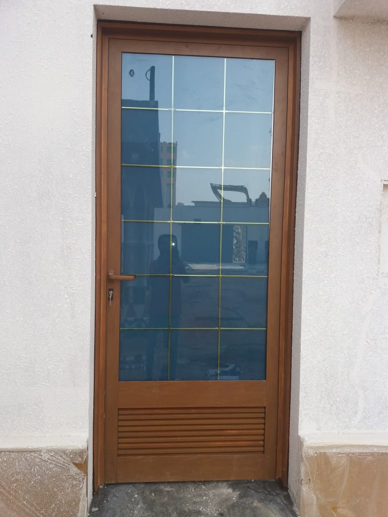 شبابيك و ابواب و وجهات و شتر