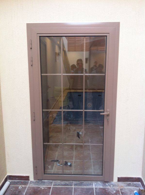 شبابيك و ابواب و وجهات و شتر شبابيك و ابواب و وجهات و شتر