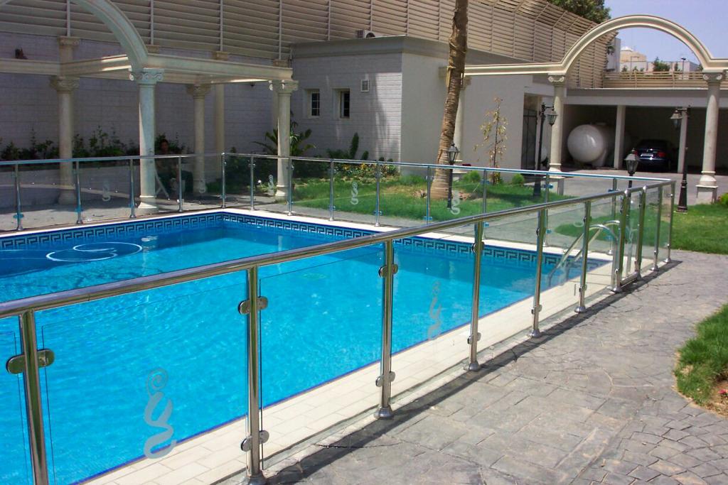 درابزينات استانلس و زجاج