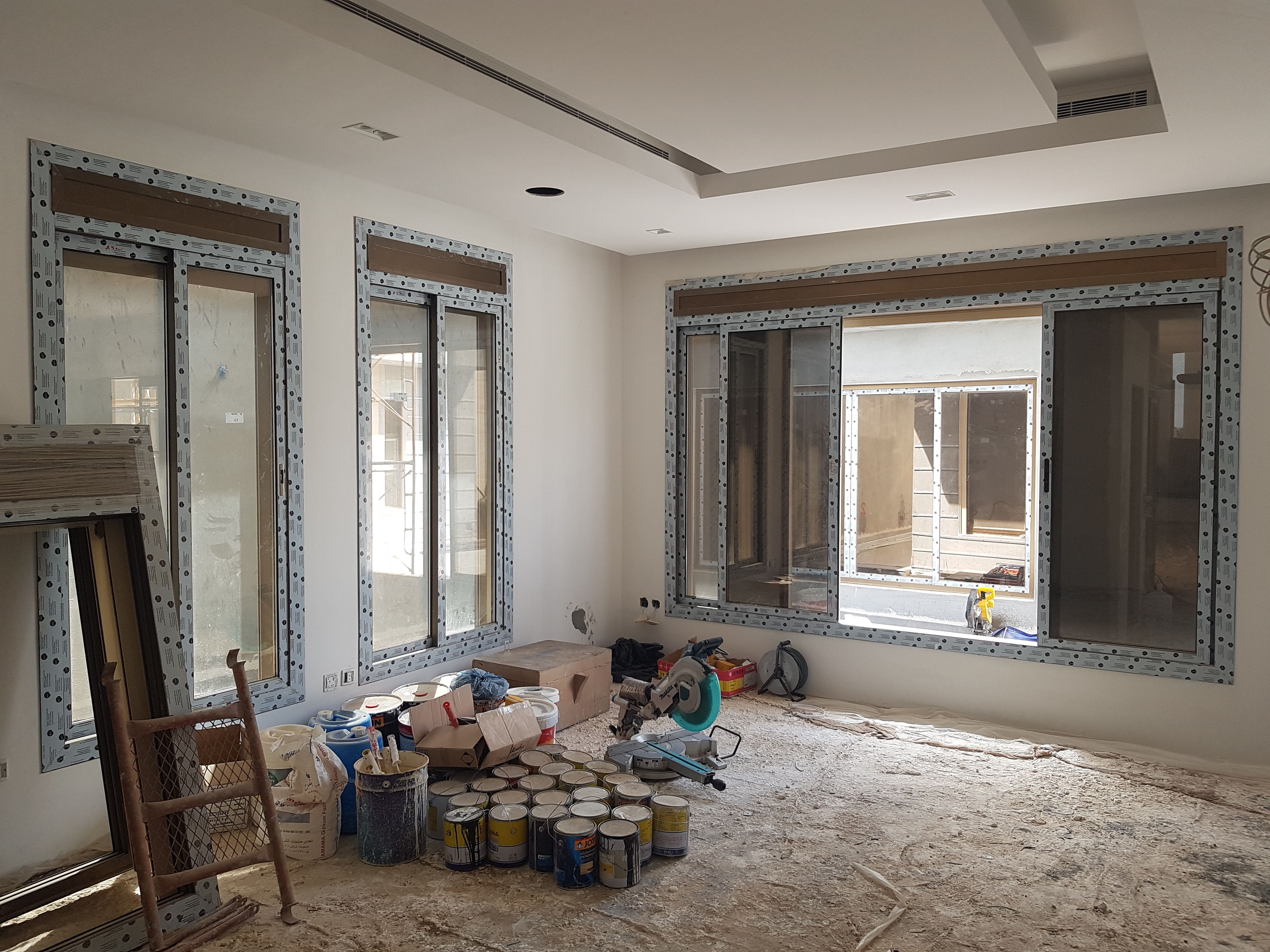 شبابيك و ابواب و وجهات و شتر