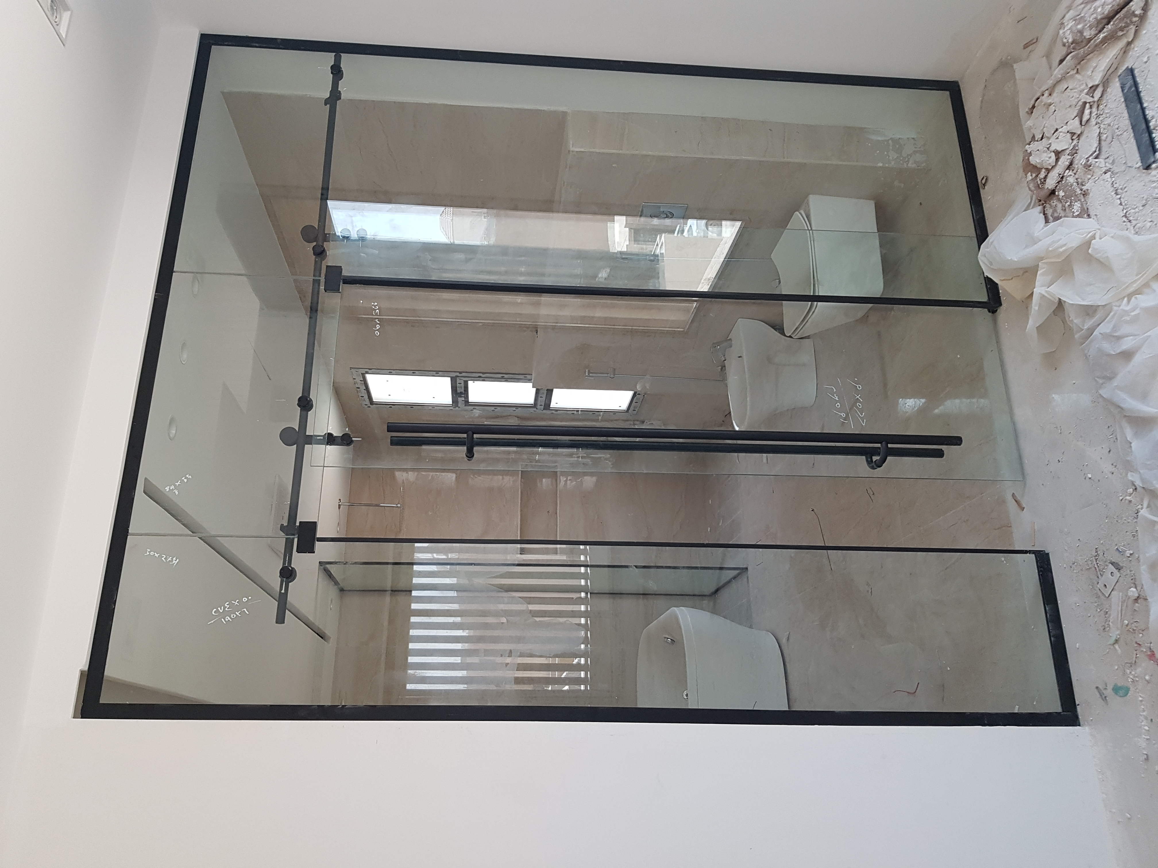 شبابيك و ابواب و وجهات و شتر