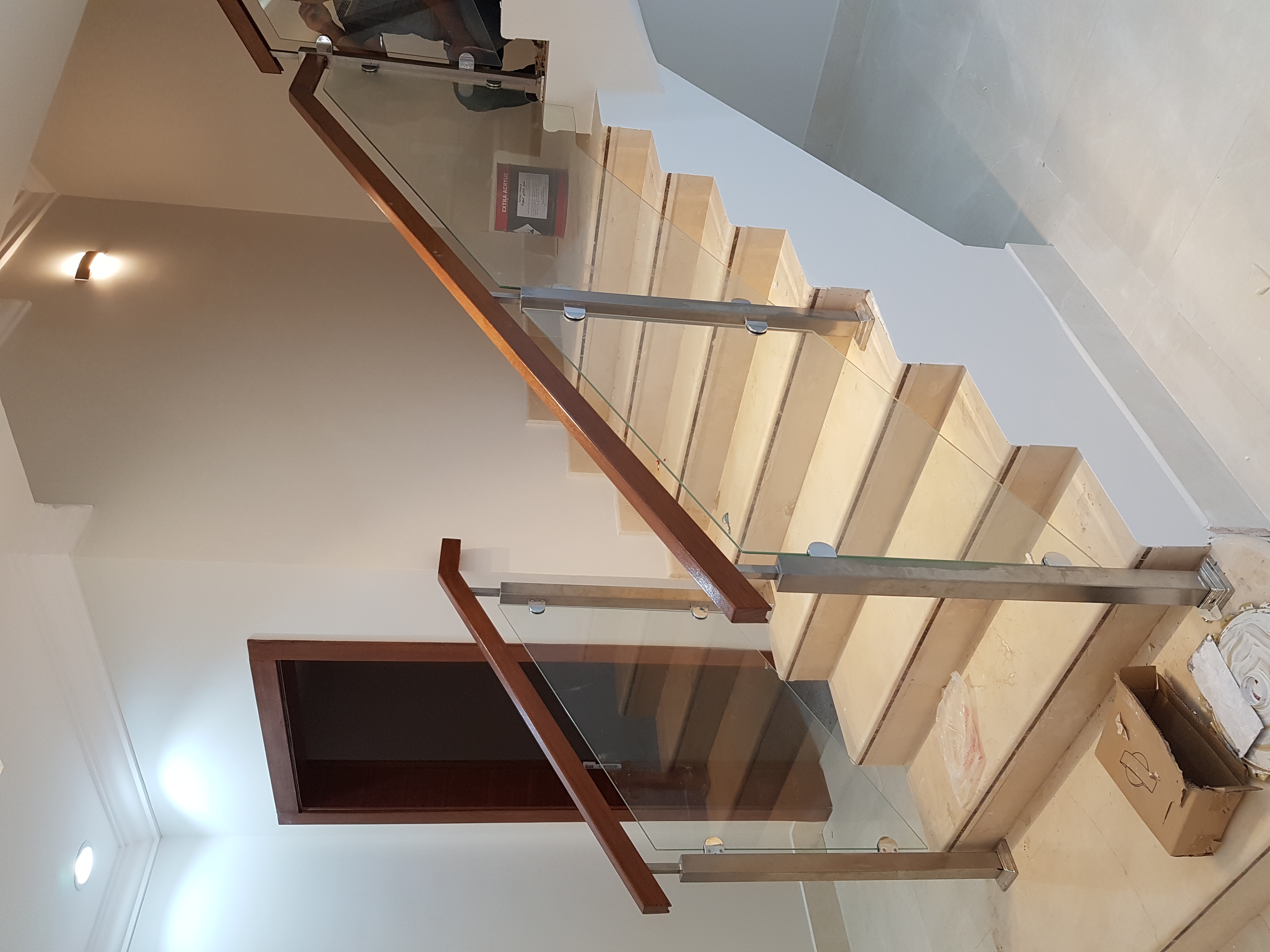 درابزينات استانلس و زجاج درابزينات استانلس و زجاج