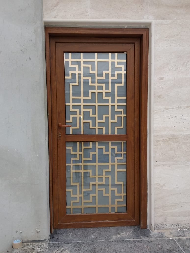 شبابيك و ابواب و وجهات و شتر