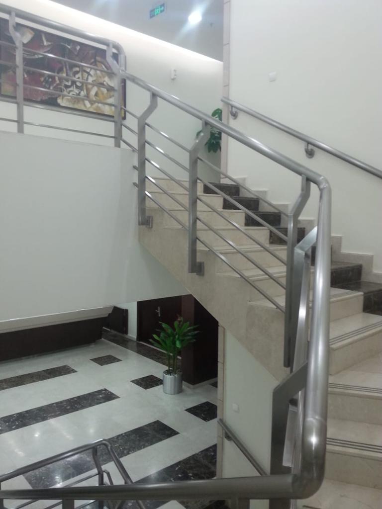 درابزينات استانلس و زجاج